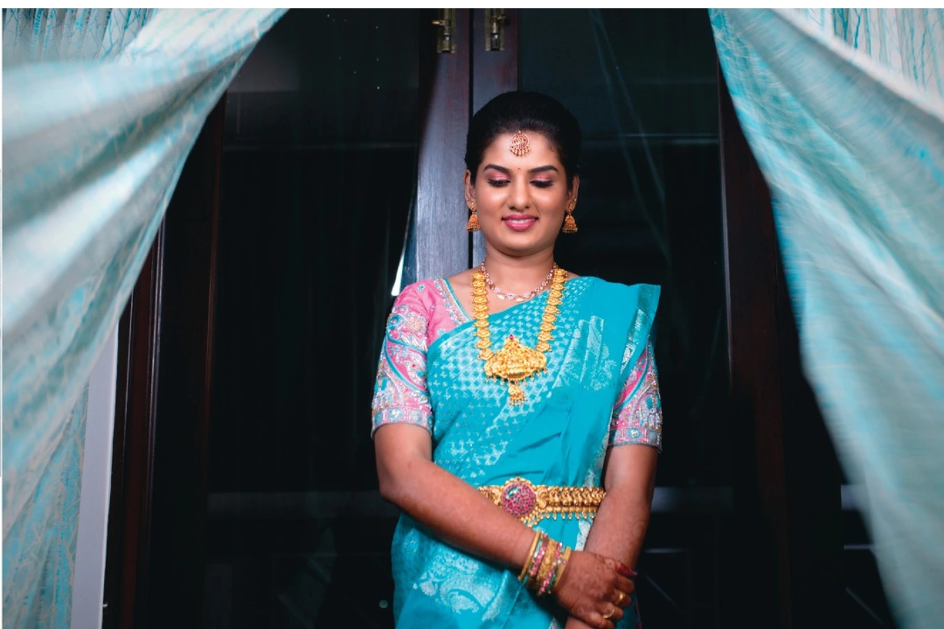 Creative engagement photography in Ambur