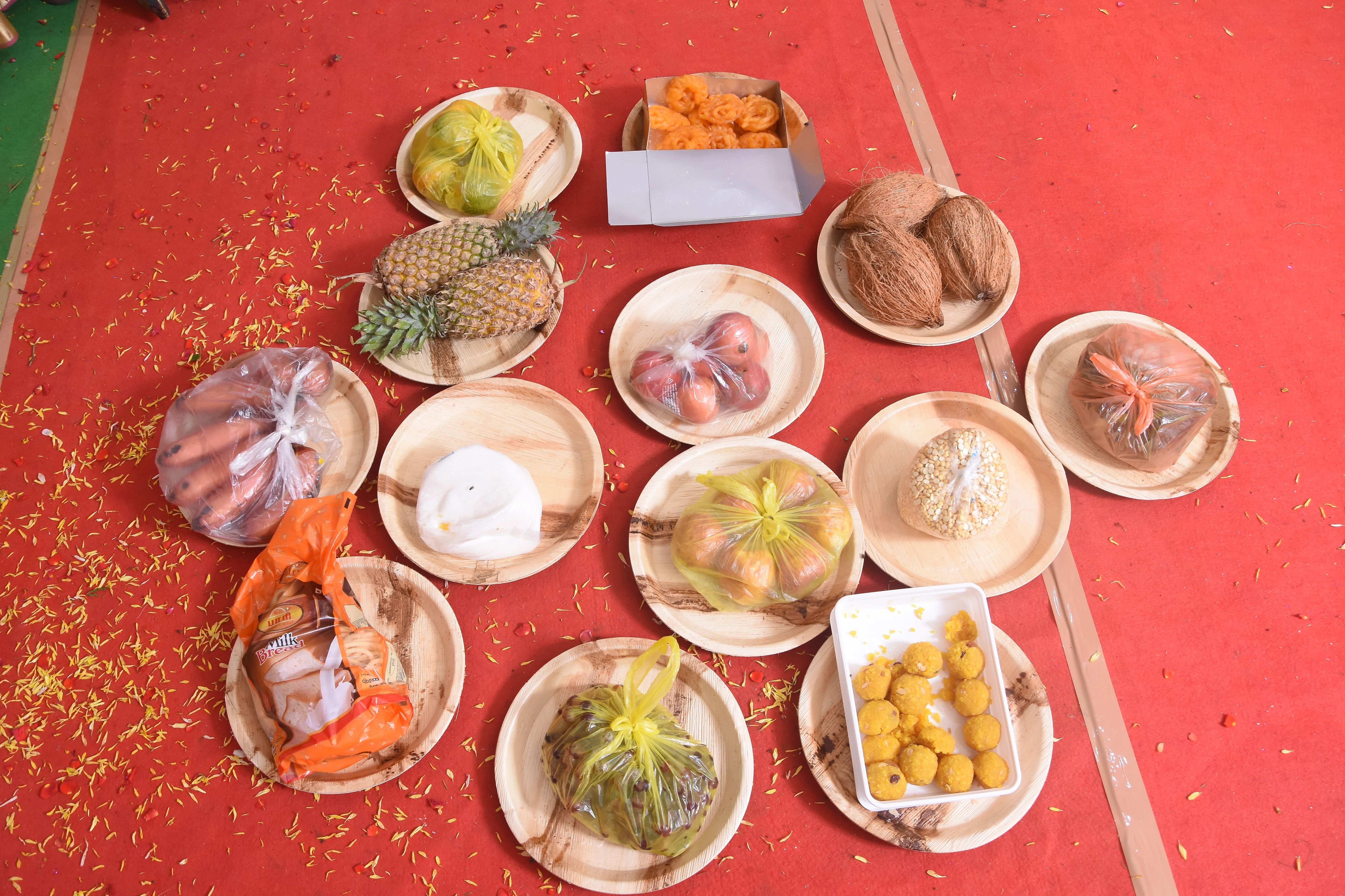 Engagement gallery featuring heartfelt moments and elegant couple poses