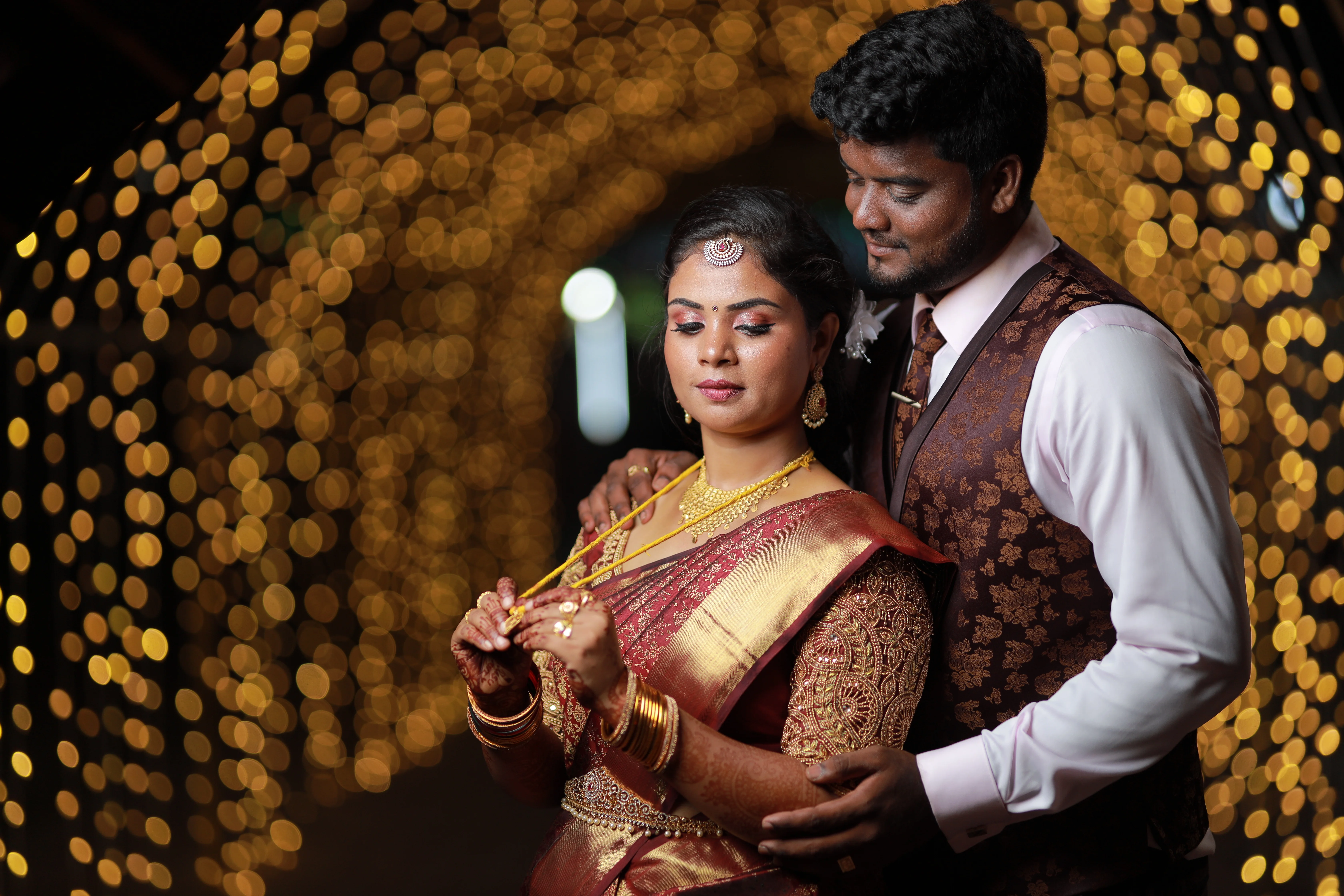 Heartfelt engagement ceremony captured in Gudiyattam